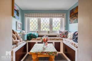 Bedroom Snug- click for photo gallery